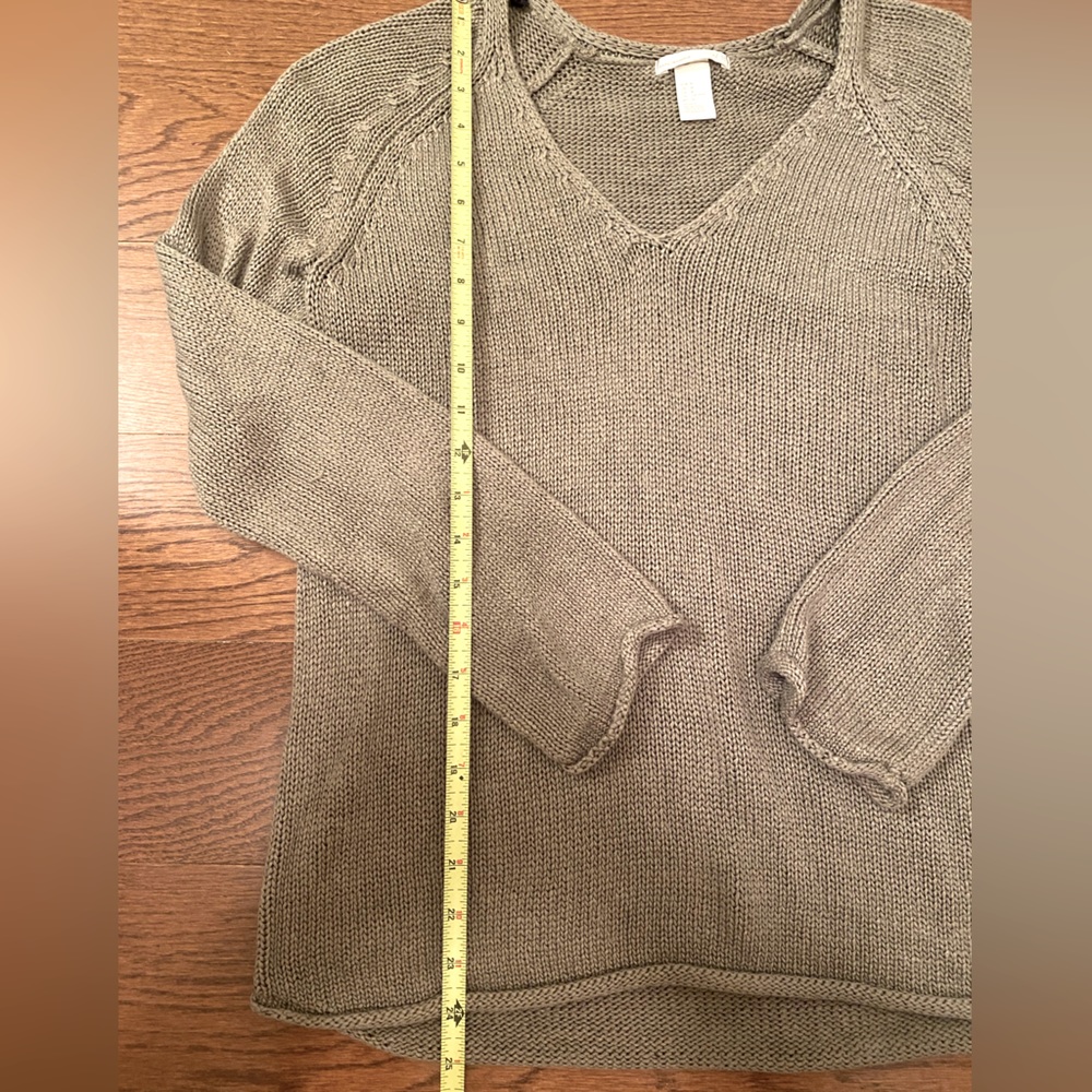 Sweater - Picture 4 of 6